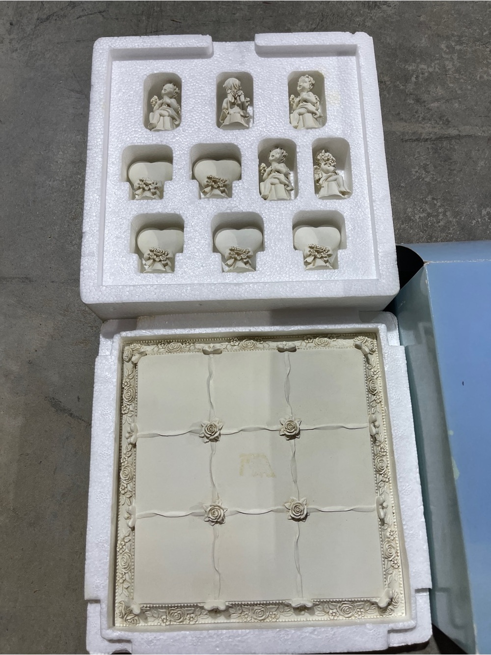 Vintage Avon Cherubs & Hearts Tic Tac Toe Set